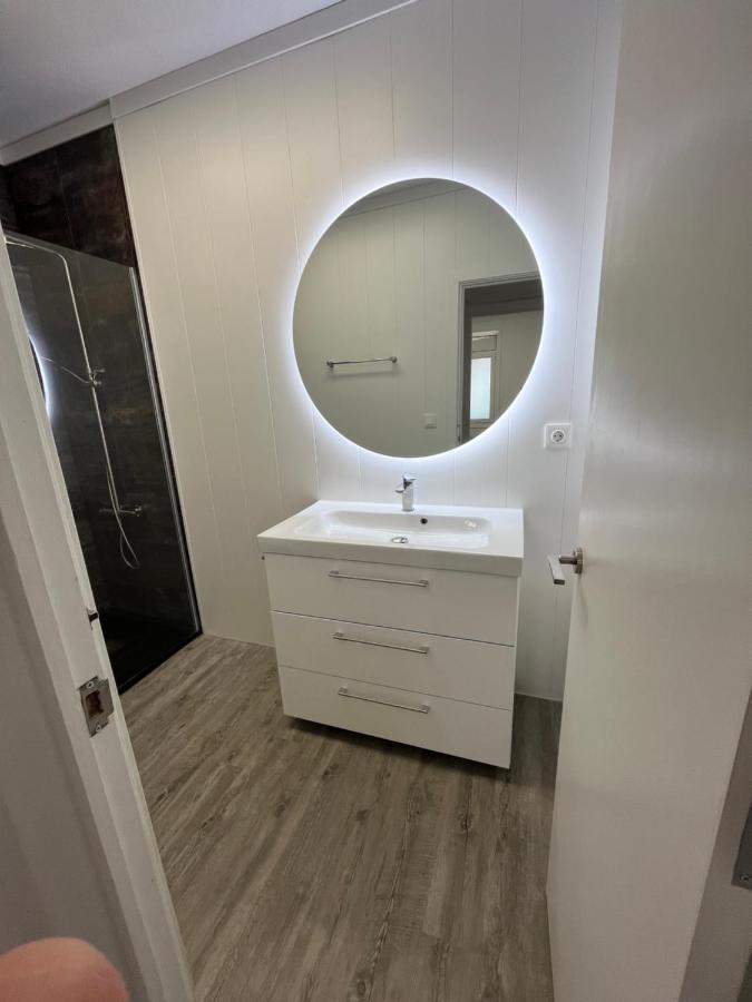 Apartamento En La Playa. Free Parking. Free Wifi L'Escala Exterior photo